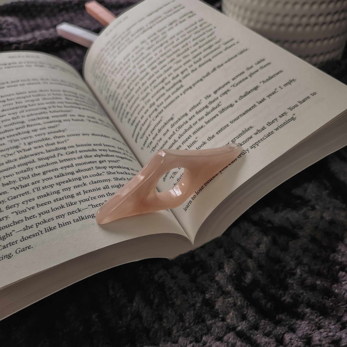 Page Holder