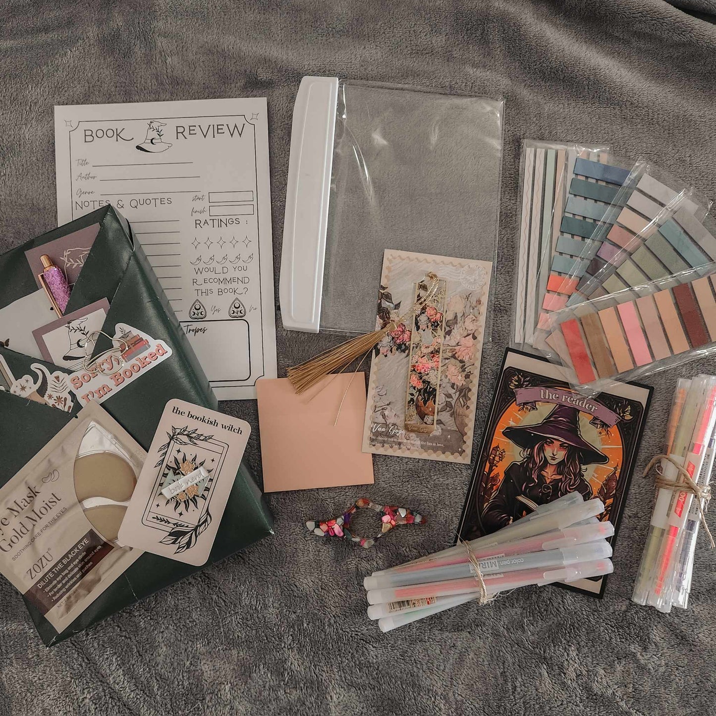 Readers Delight Gift Box